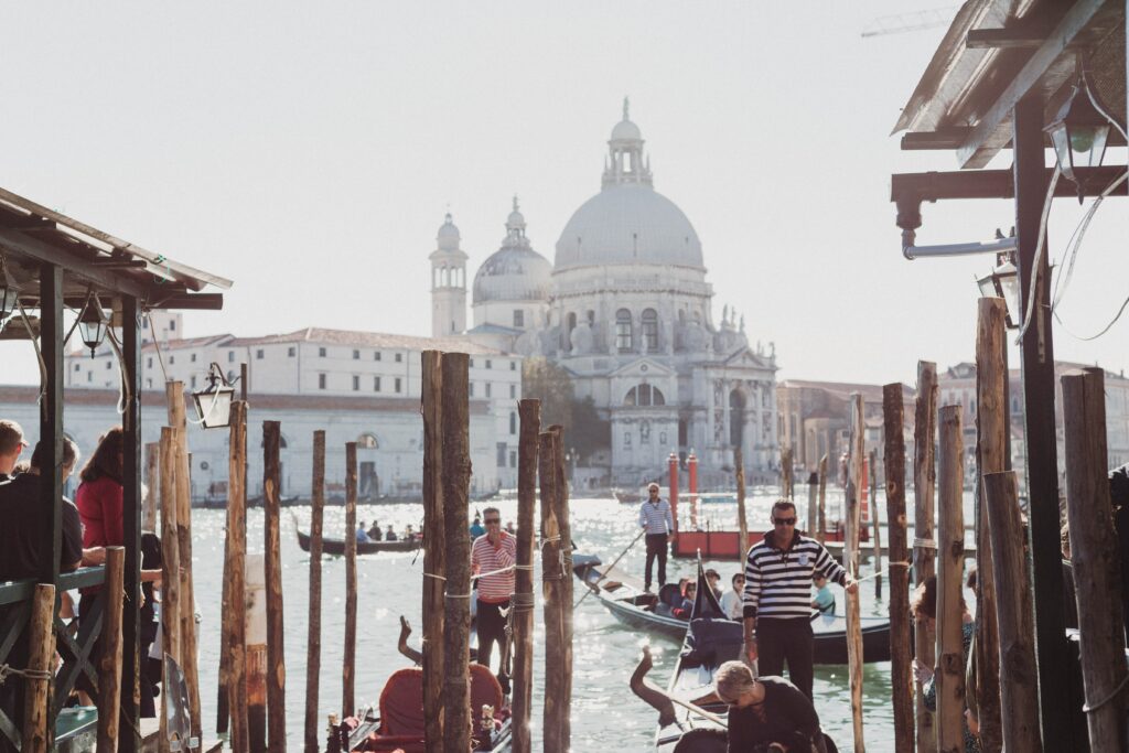L’Italia è il Paese europeo in cui il turismo internazionale è ben distribuito tra le sue regioni