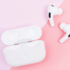 AirPods che traducono in tempo reale